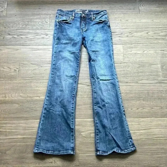 𝅺c’est Toi | Vintage Y2K  jeans with slight flare - Picture 1 of 11